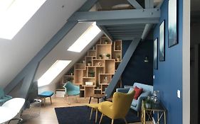 Place 6, splendide appartement à deux pas du Port Artificiel
